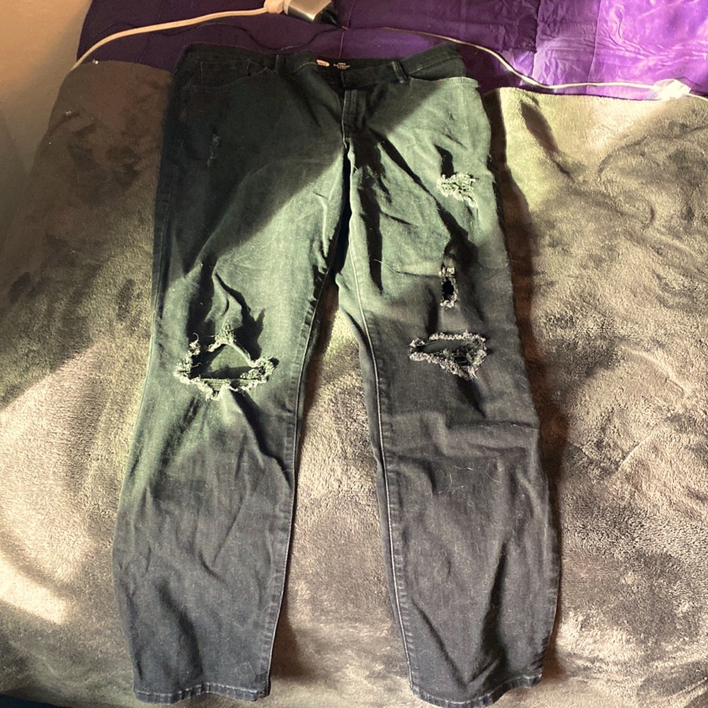 Old navy straight leg ripped black jeans